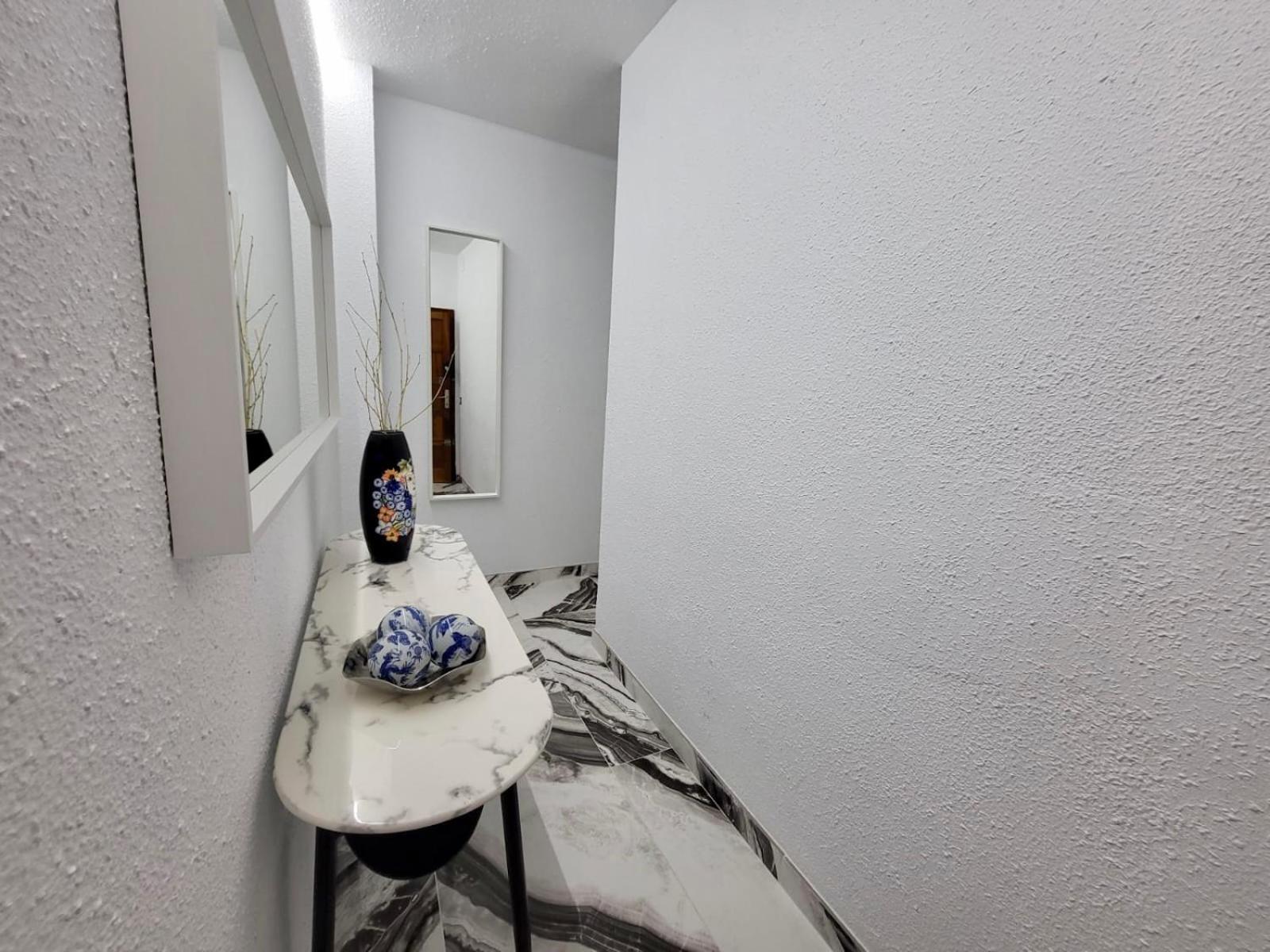 2 Bedrooms Flat + Balcony + Parking At Las Canteras Beach Las Palmas de Gran Canaria Bagian luar foto