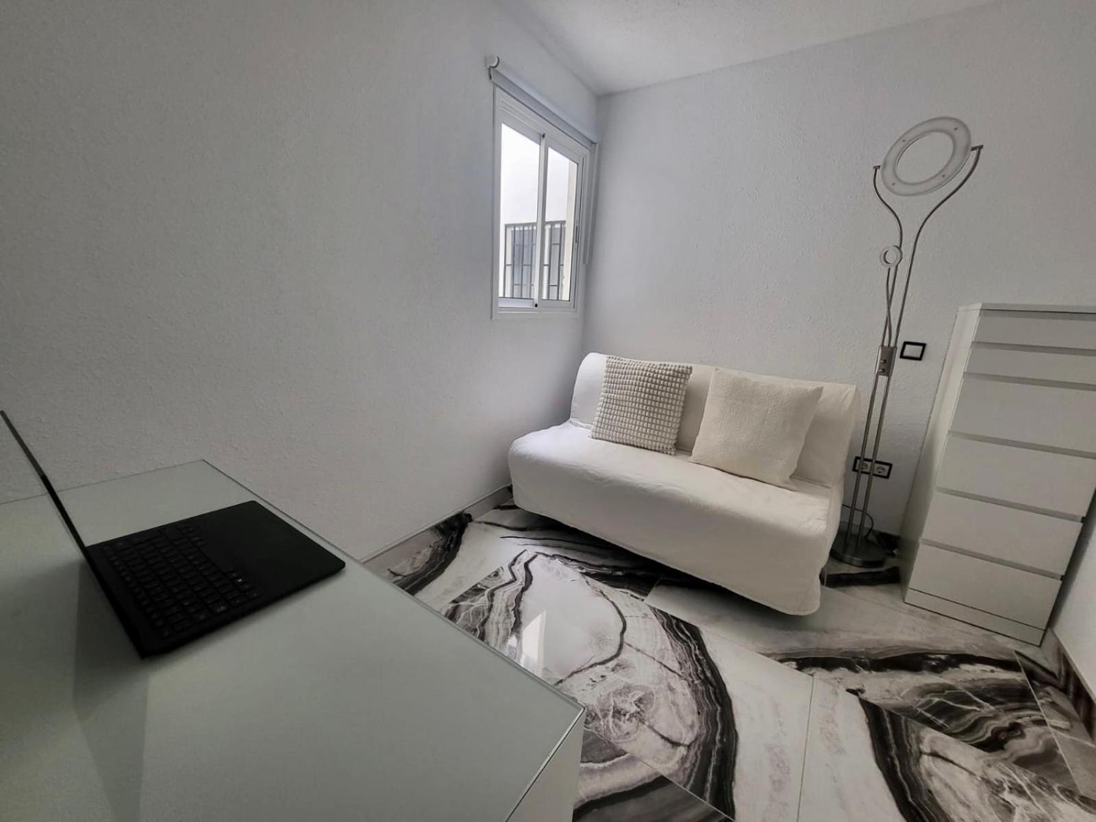 2 Bedrooms Flat + Balcony + Parking At Las Canteras Beach Las Palmas de Gran Canaria Bagian luar foto